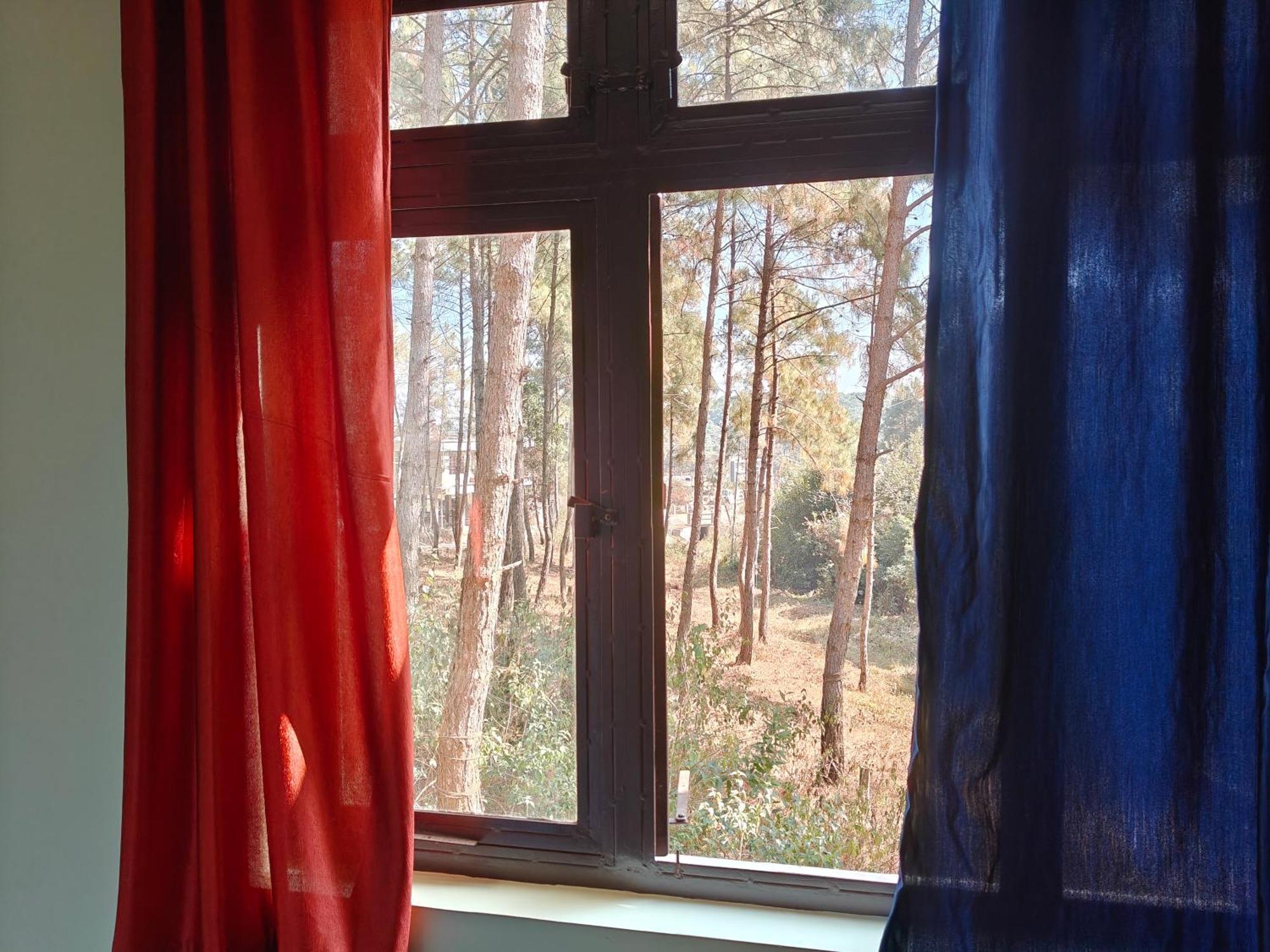 Xtsy Travellers Hostel 西隆 客房 照片