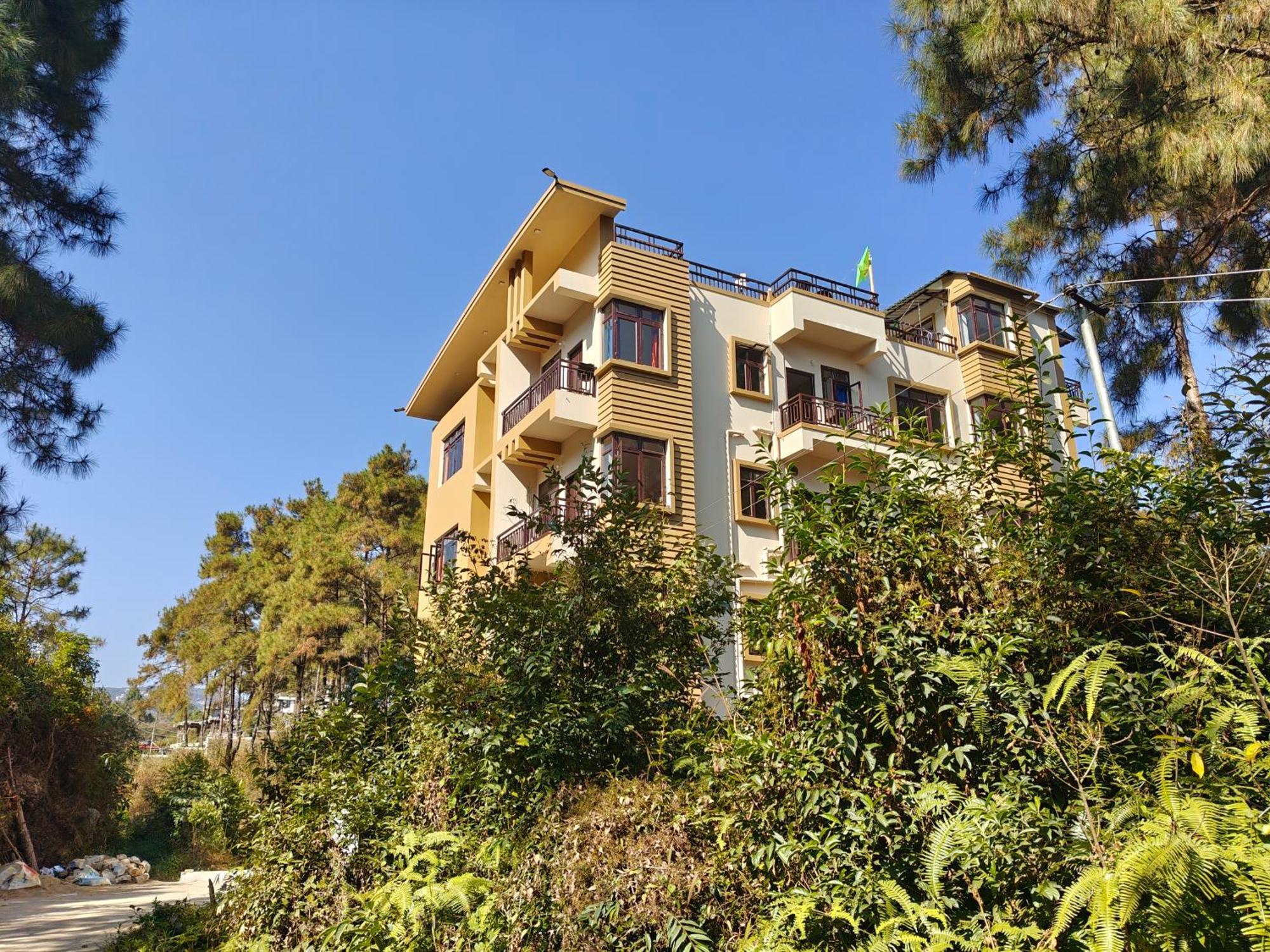 Xtsy Travellers Hostel 西隆 外观 照片