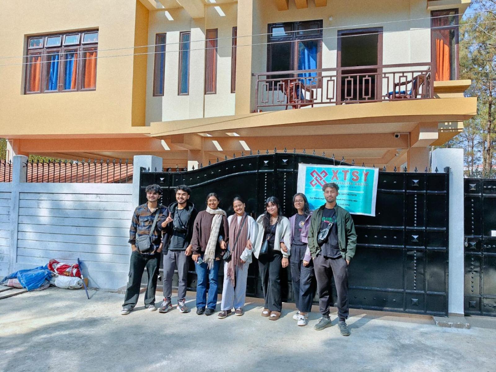 Xtsy Travellers Hostel 西隆 外观 照片