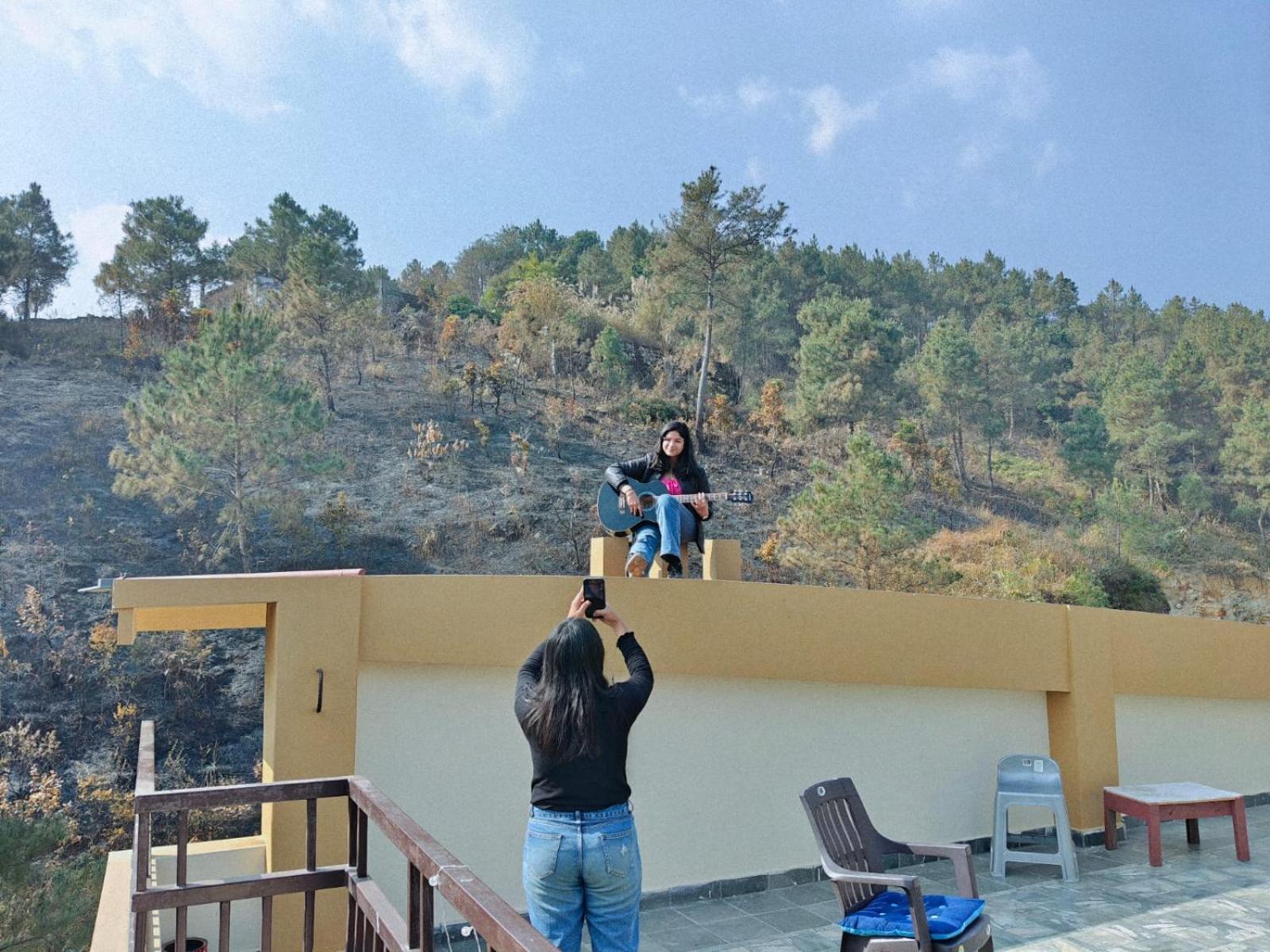 Xtsy Travellers Hostel 西隆 外观 照片