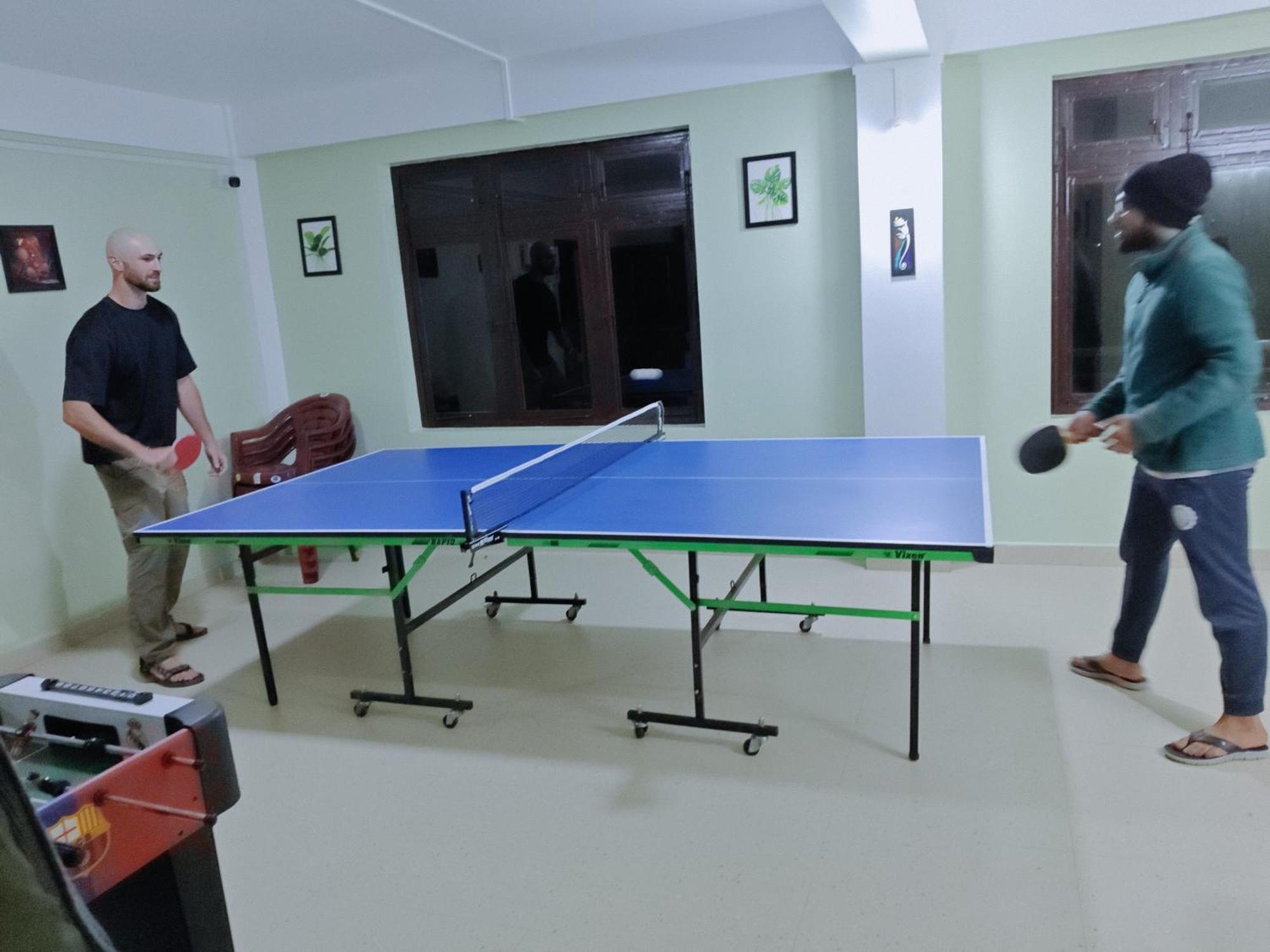 Xtsy Travellers Hostel 西隆 外观 照片