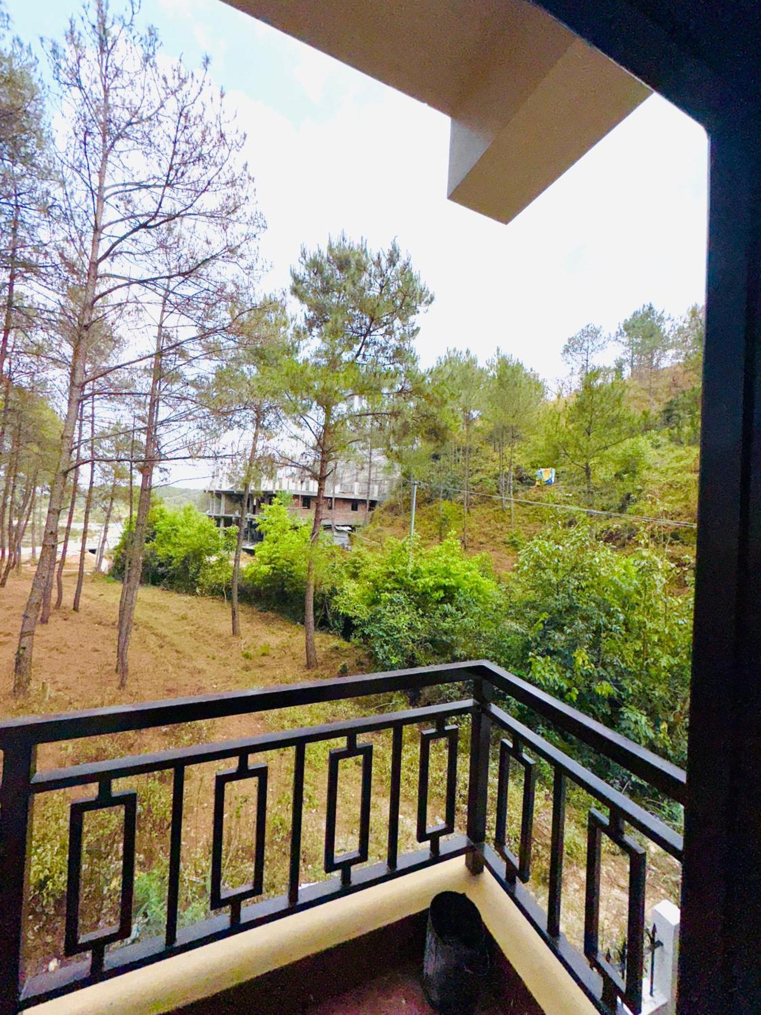 Xtsy Travellers Hostel 西隆 外观 照片