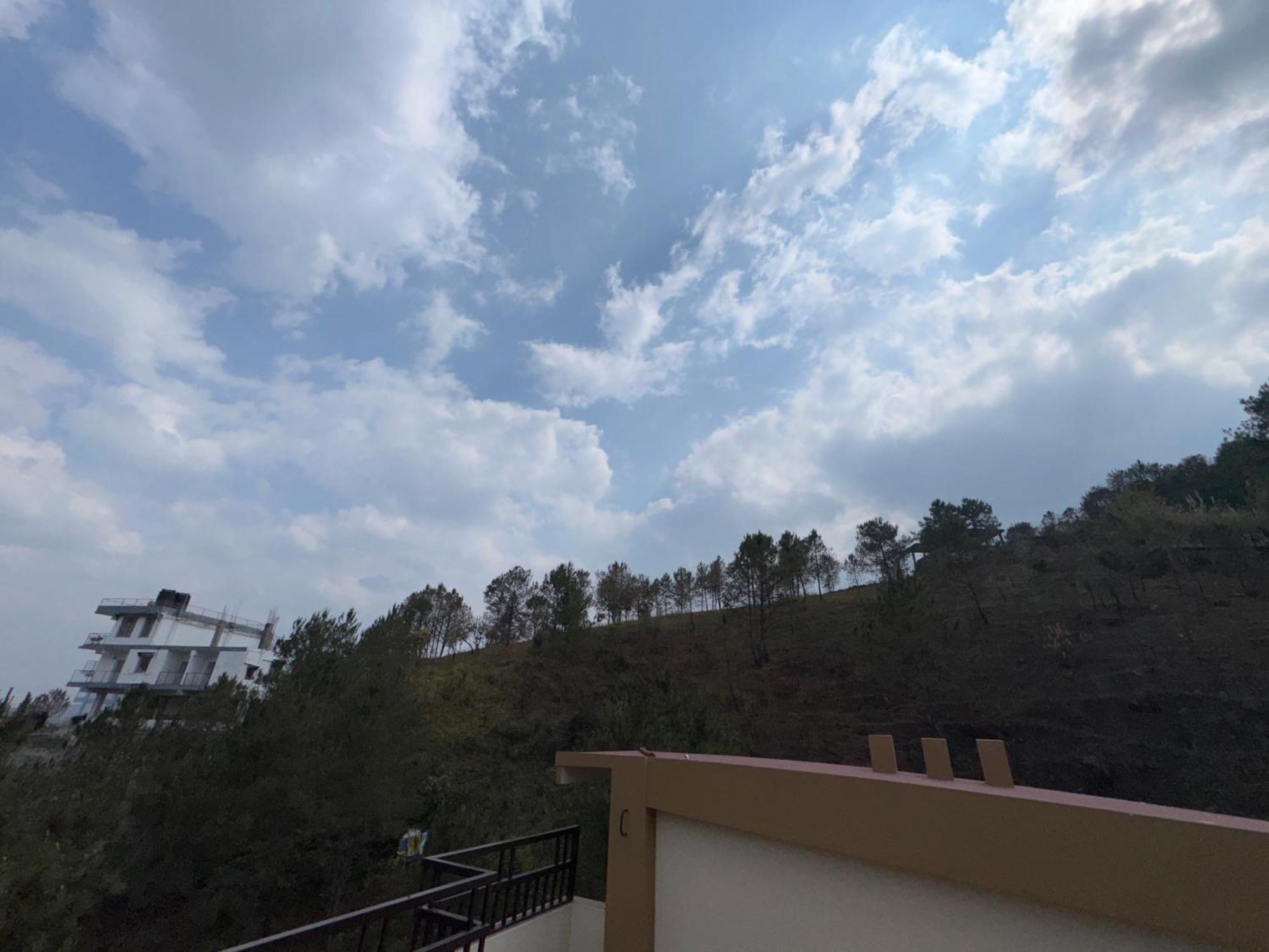 Xtsy Travellers Hostel 西隆 外观 照片